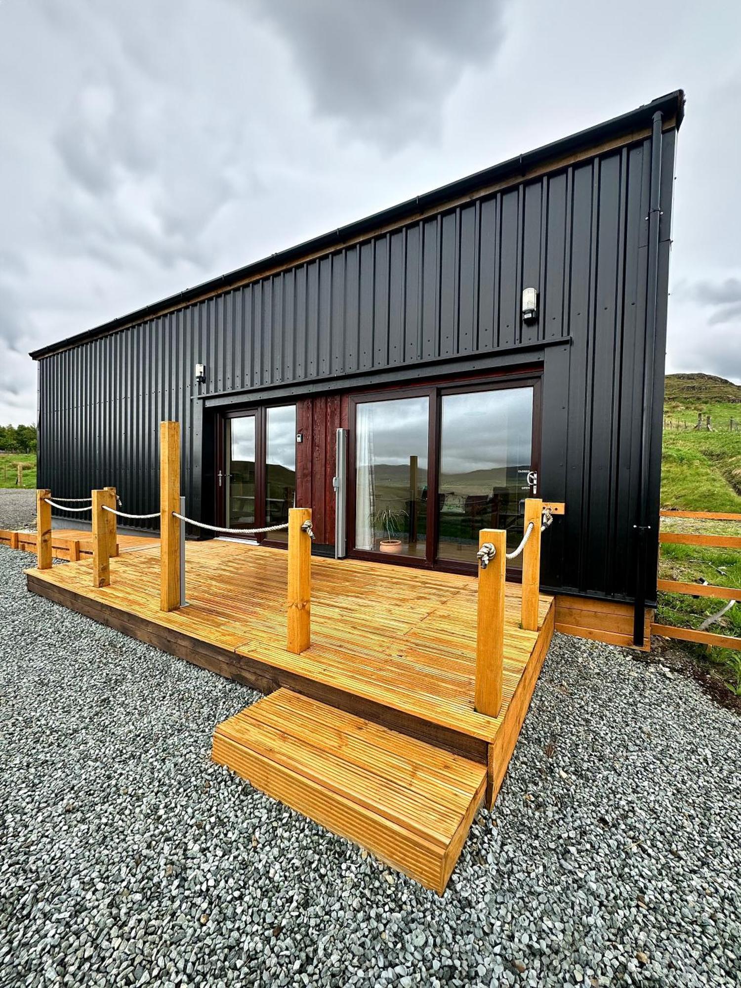 شقة The Stalls, Glamping Units Glengrasco, Portree Borve  المظهر الخارجي الصورة